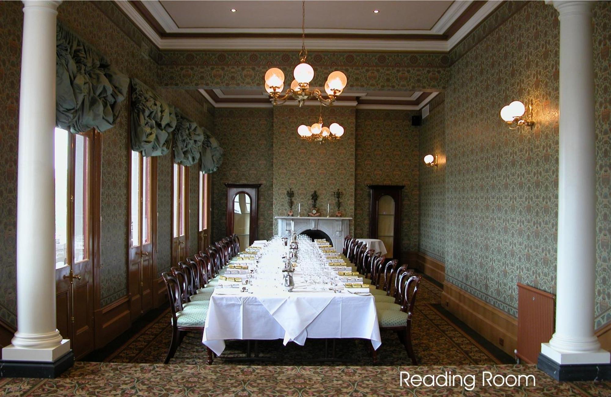 Craig'S Royal Hotel Μπάλαρατ Εξωτερικό φωτογραφία The Reading Room