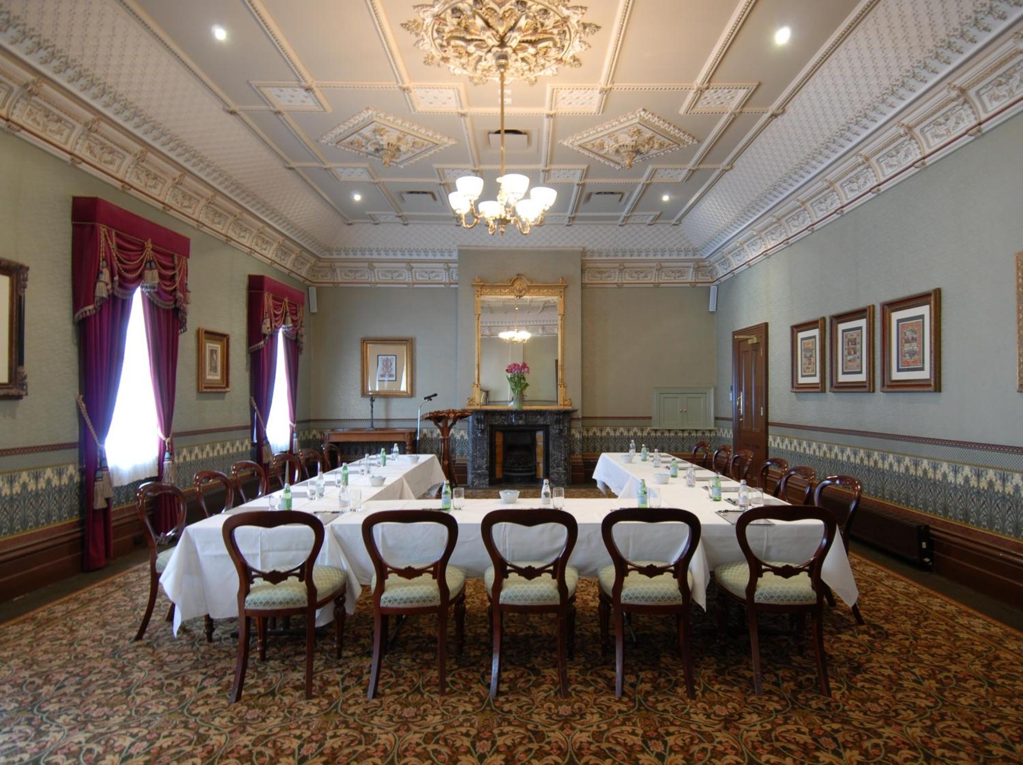Craig'S Royal Hotel Μπάλαρατ Εξωτερικό φωτογραφία The Boardroom