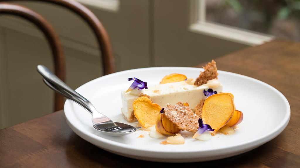 Craig'S Royal Hotel Μπάλαρατ Εξωτερικό φωτογραφία A dessert at the restaurant